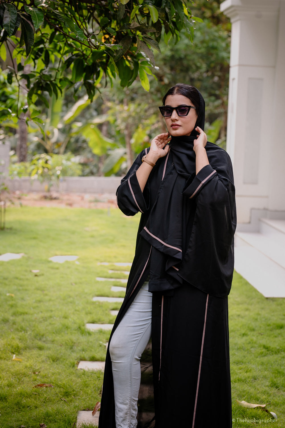 Coffee Lines Abaya