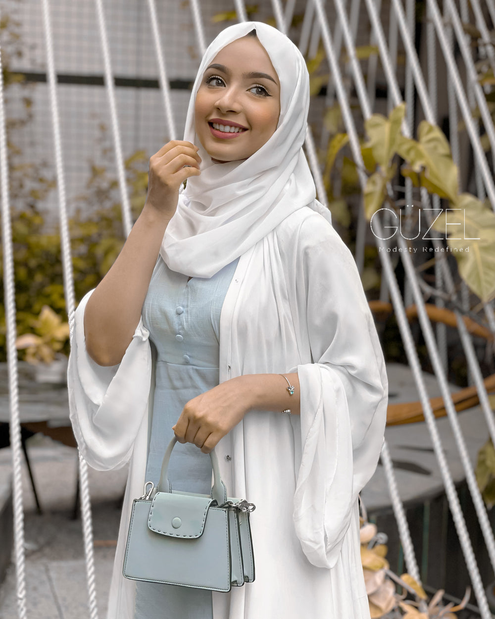 Dahlia Layer Abaya — Angel White