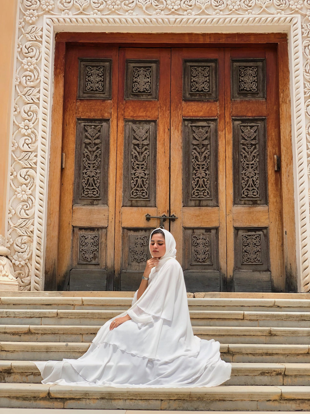 Dahlia Layer Abaya — Angel White