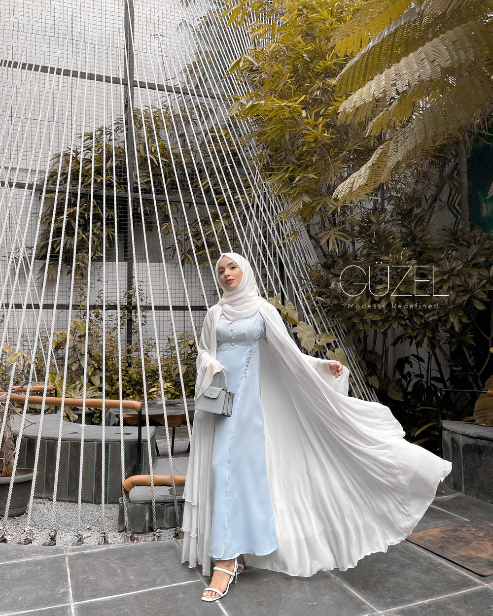 Dahlia Layer Abaya — Angel White