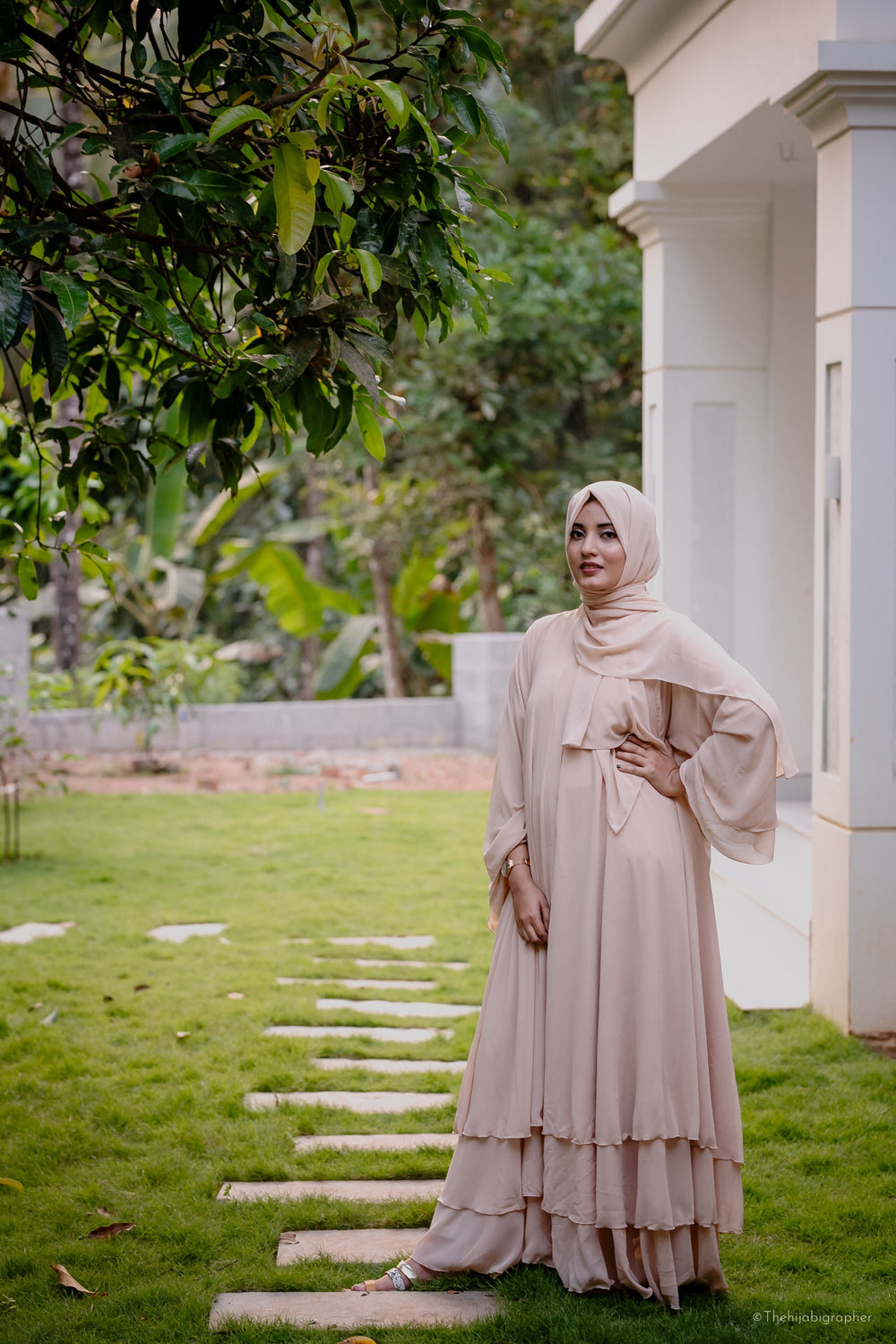 Dahlia Layer Abaya — Beige Beauty