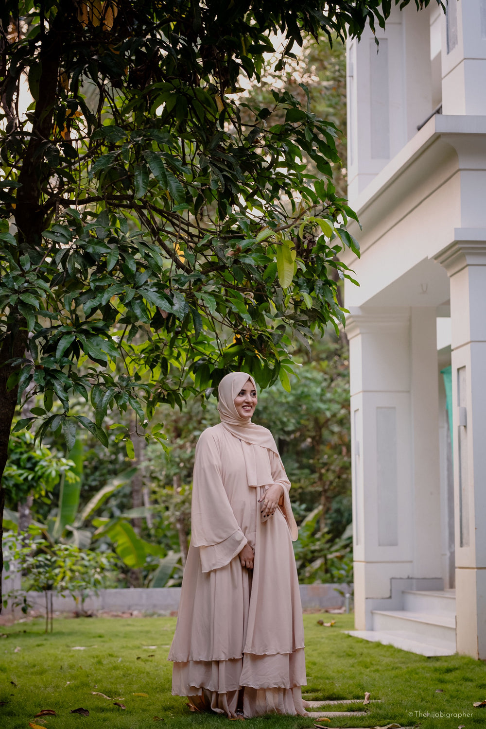 Dahlia Layer Abaya — Beige Beauty