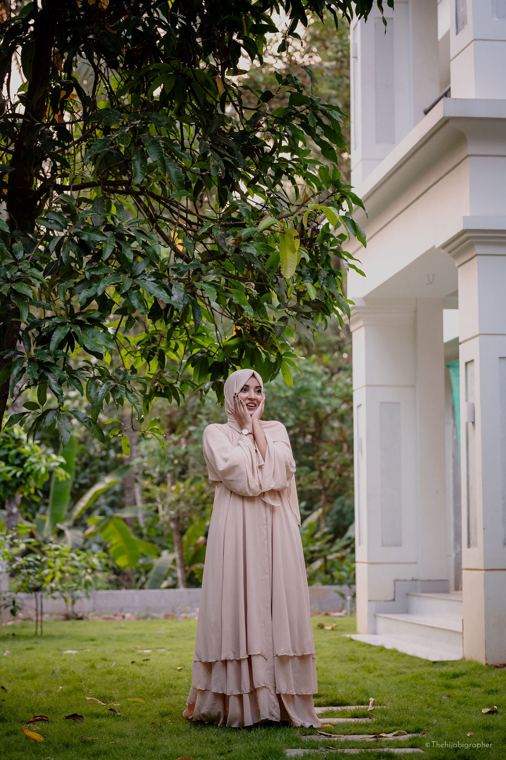 Dahlia Layer Abaya — Beige Beauty