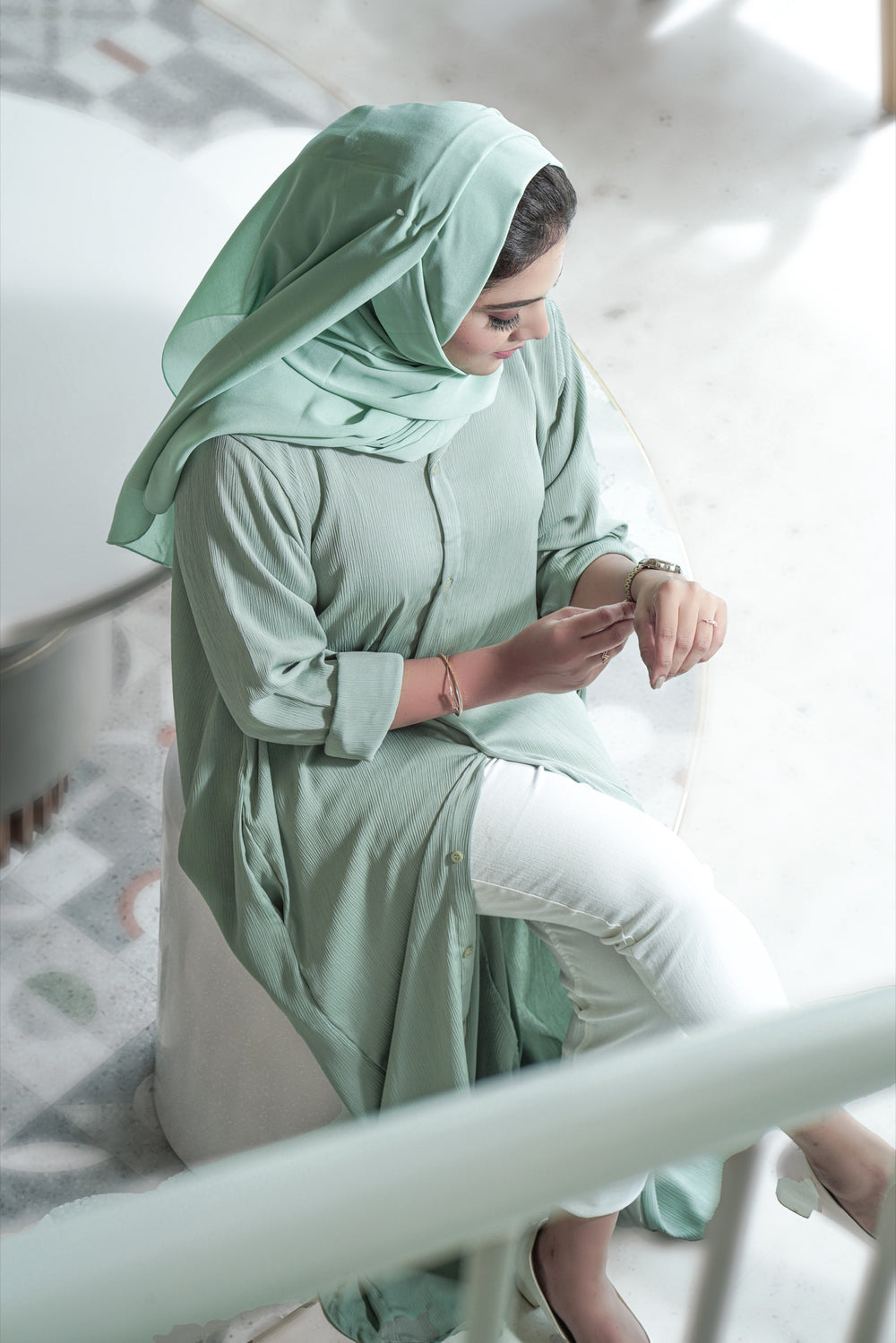 Hazel Abaya — Mint