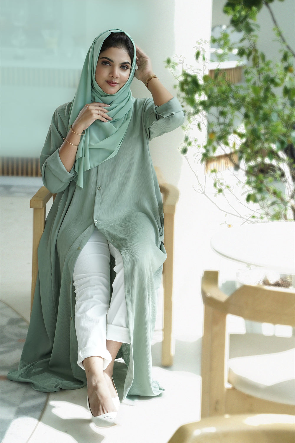 Hazel Abaya — Mint