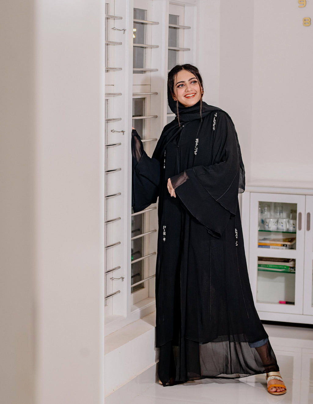 Sparkles Abaya