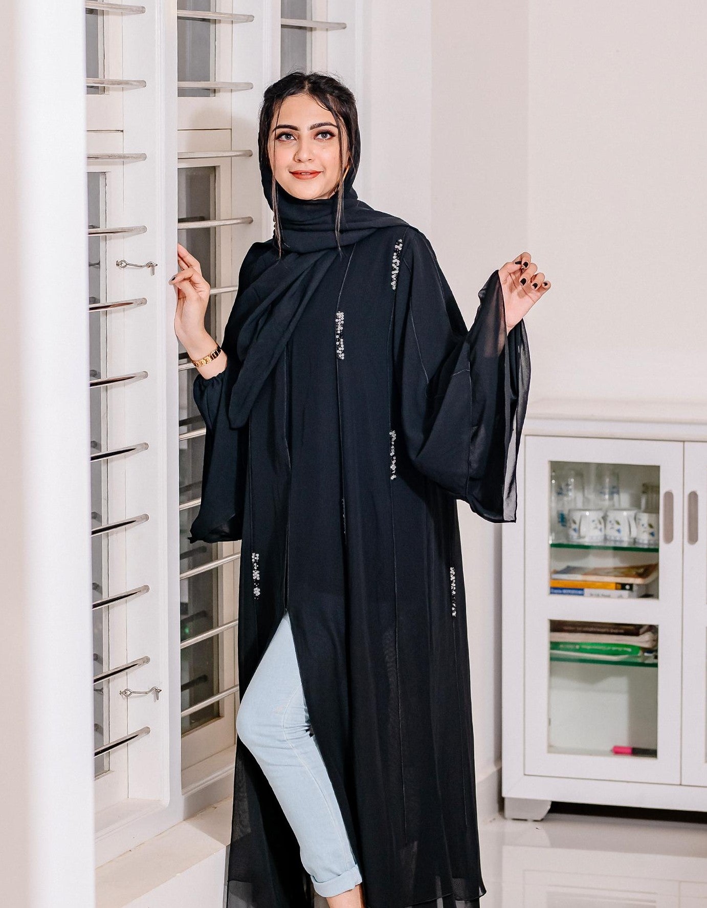Sparkles Abaya