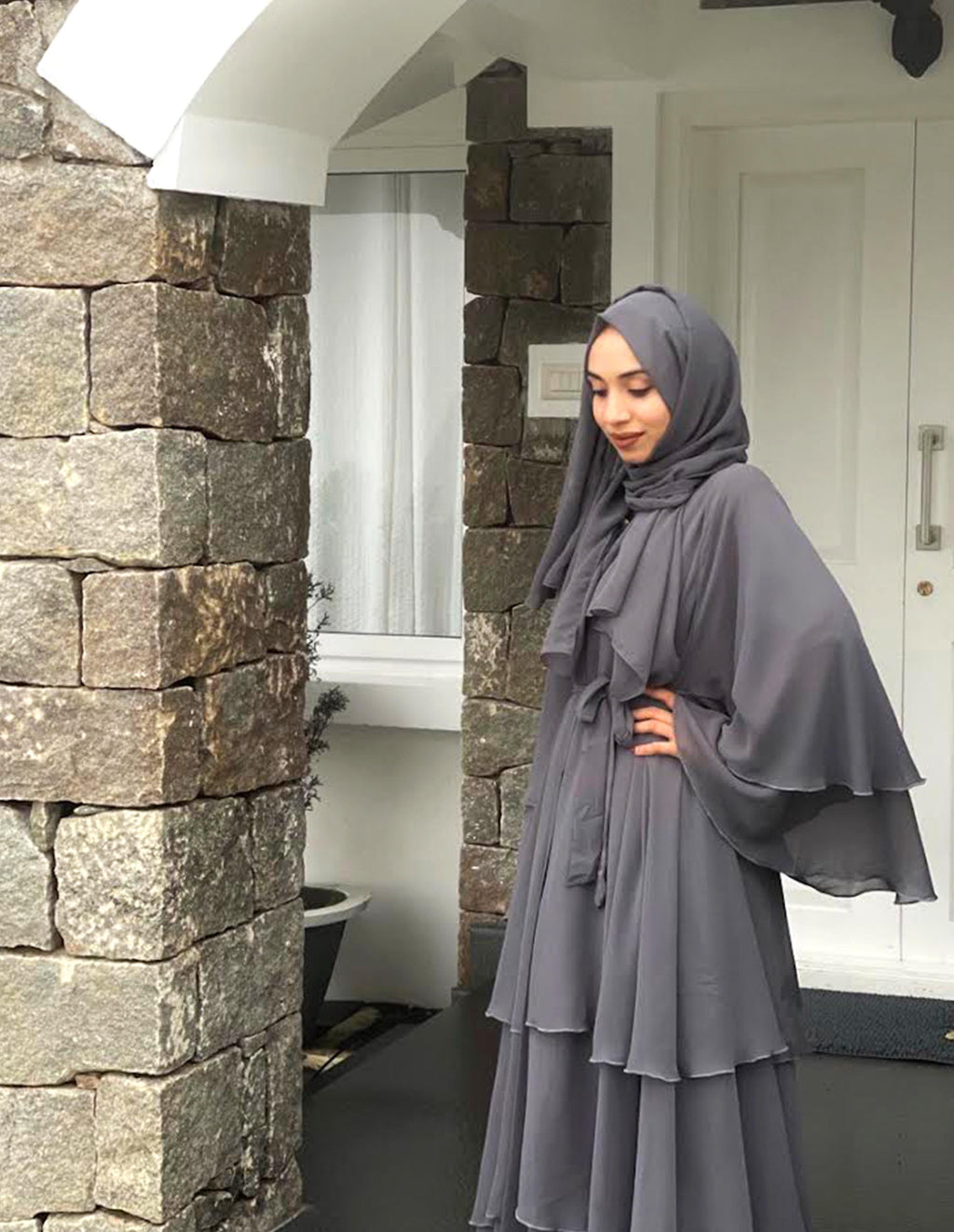 Dahlia Layer Abayas