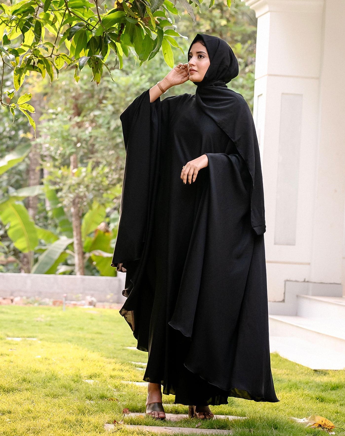Ella Abaya