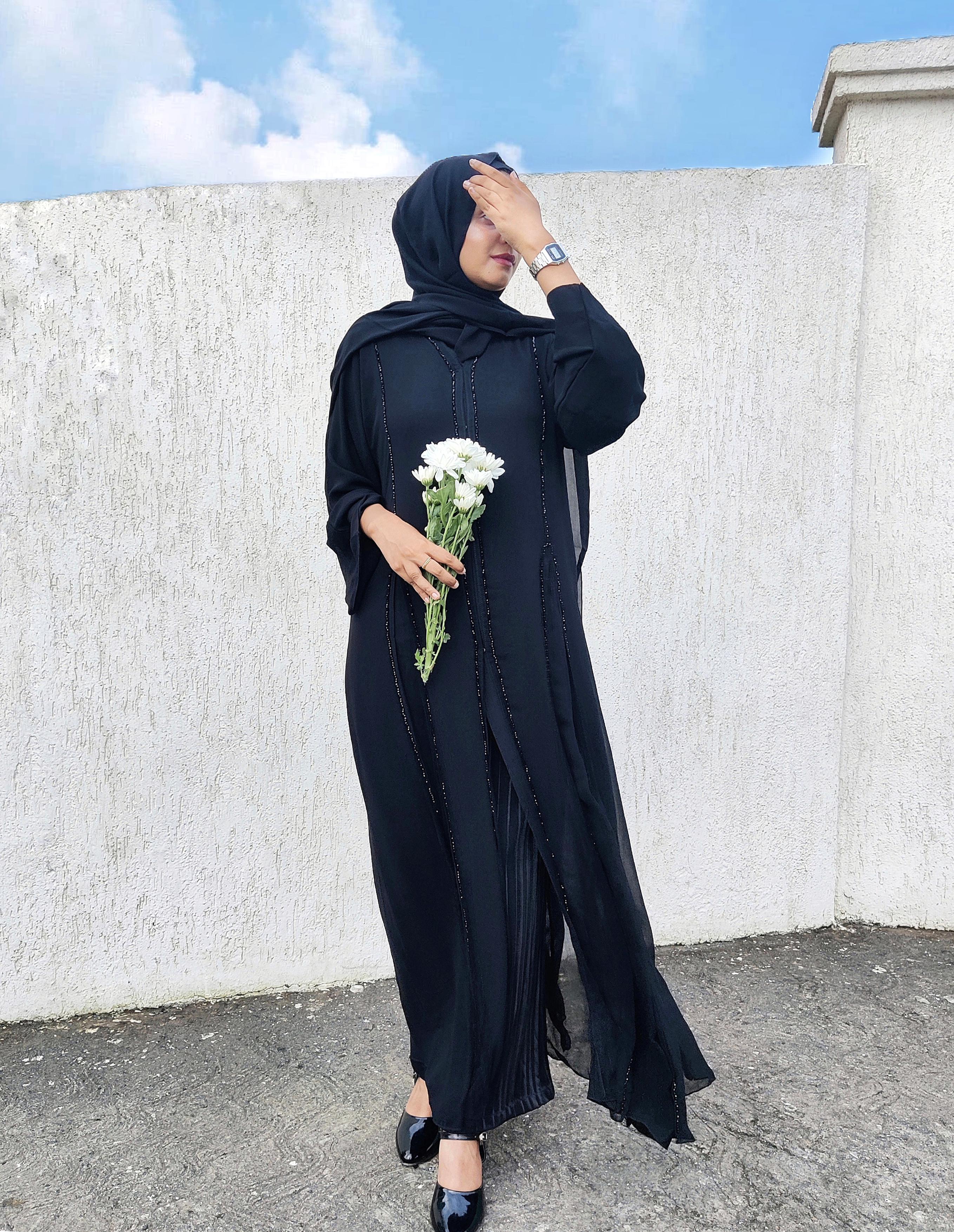 LBS (Little Black Stones) Abaya