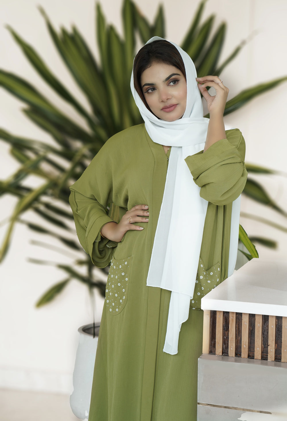Kameela Abaya — Pistachio Green