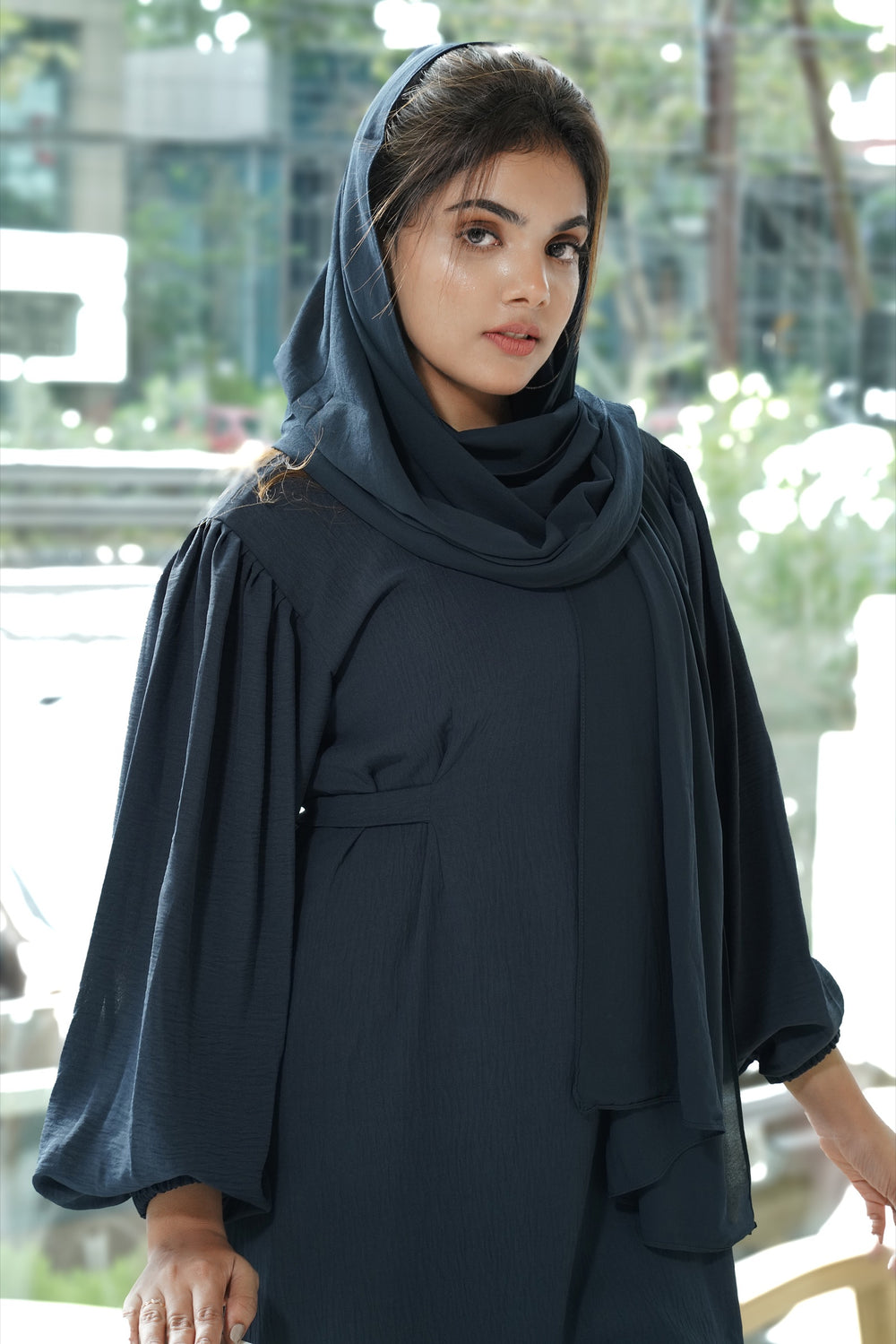 Milan Abaya — Navy Blue