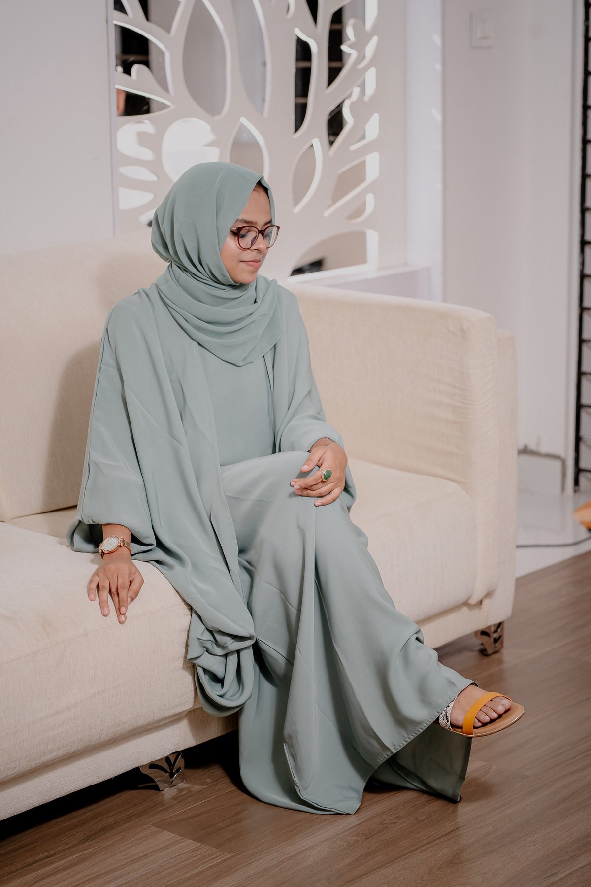 Minty Abaya