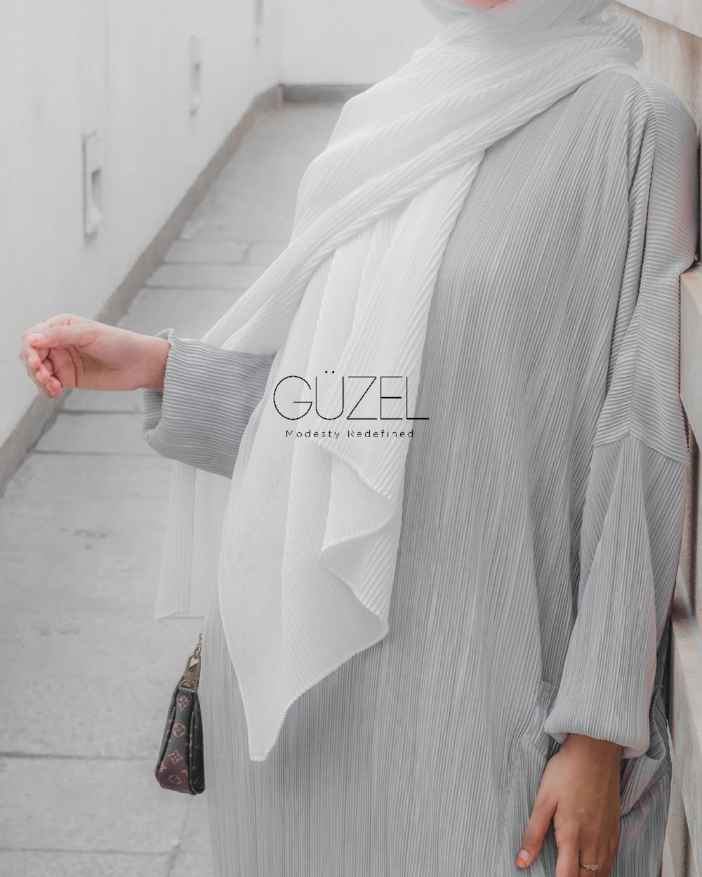 Silver Linings Abaya