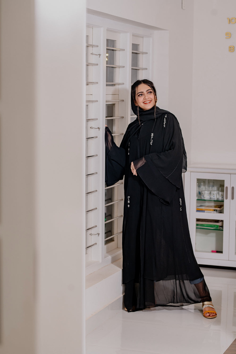 Sparkles Abaya