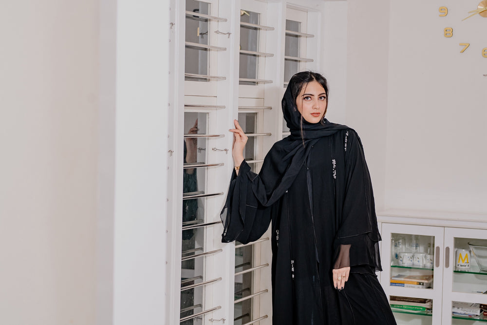 Sparkles Abaya