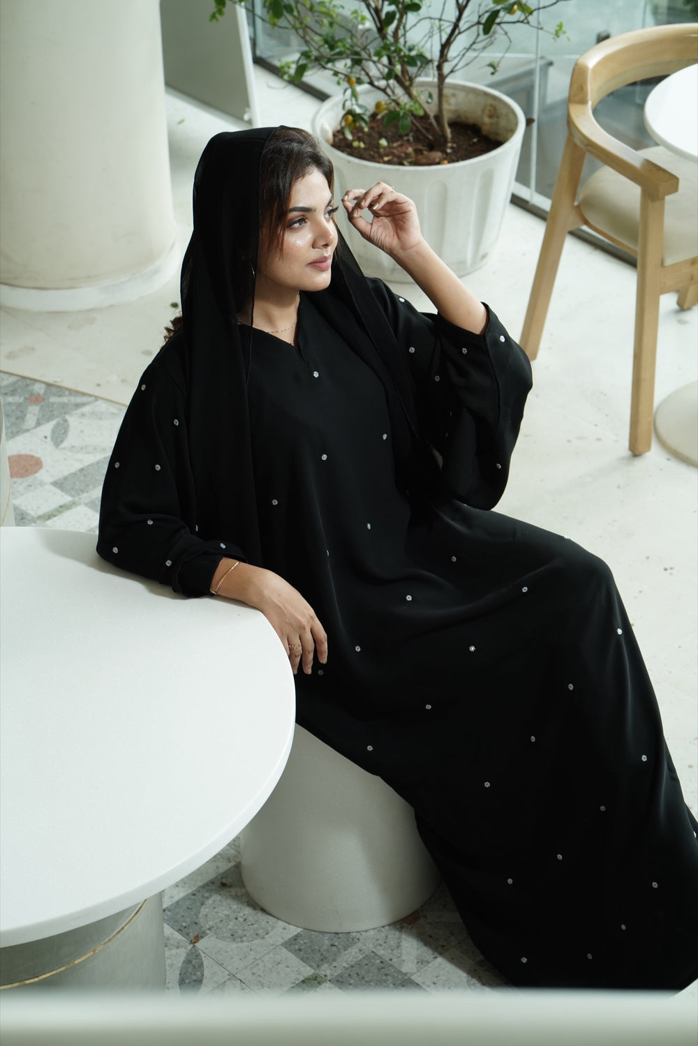 Tara Abaya — Black